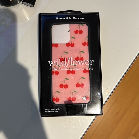 Wildflower Case - Pink Cherries 12 pro max - Picture 2 of 2